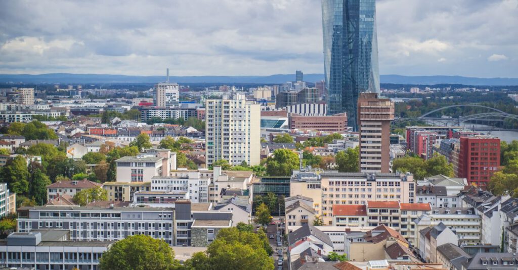 Symbolbild: Das Gebäude der Europäischen Zentralbank in Frankfurt am Main